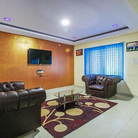 Jālahalli Hotel O Gymkhana Comforts מראה חיצוני תמונה