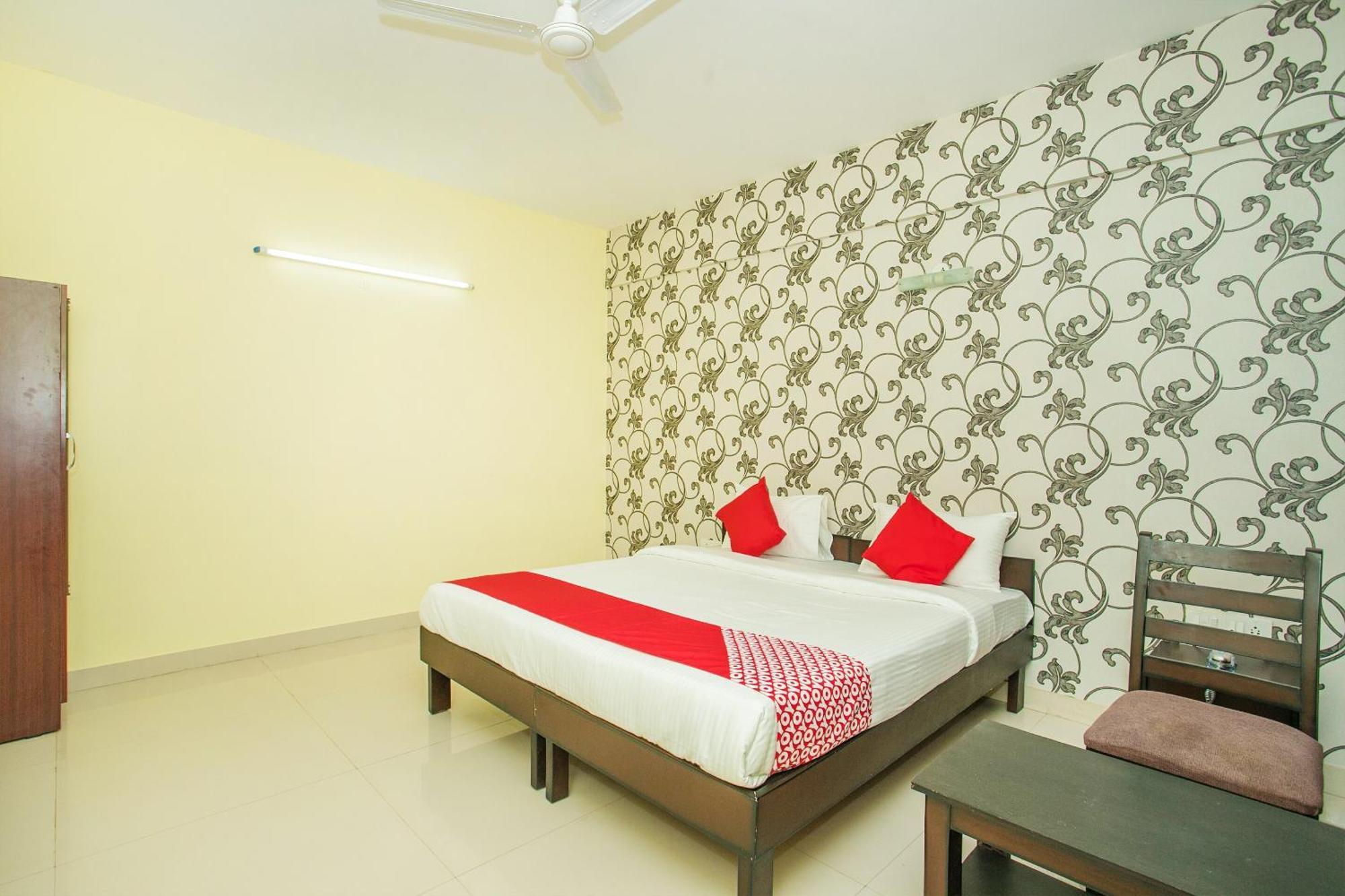 Jālahalli Hotel O Gymkhana Comforts מראה חיצוני תמונה