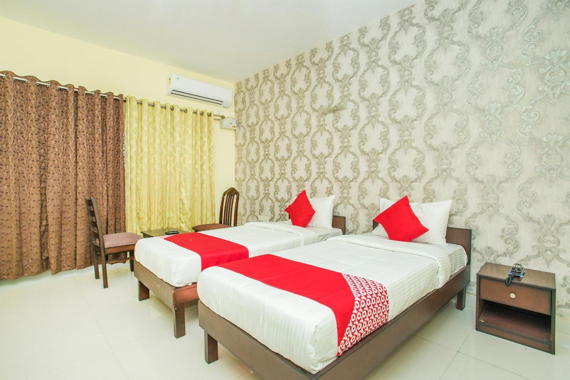 Jālahalli Hotel O Gymkhana Comforts מראה חיצוני תמונה