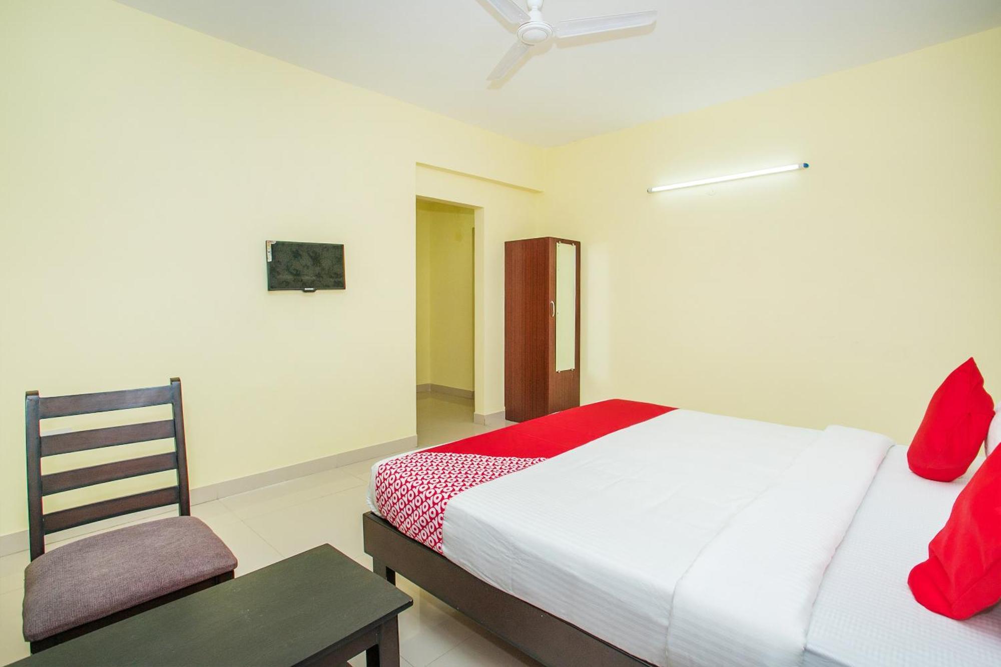 Jālahalli Hotel O Gymkhana Comforts מראה חיצוני תמונה