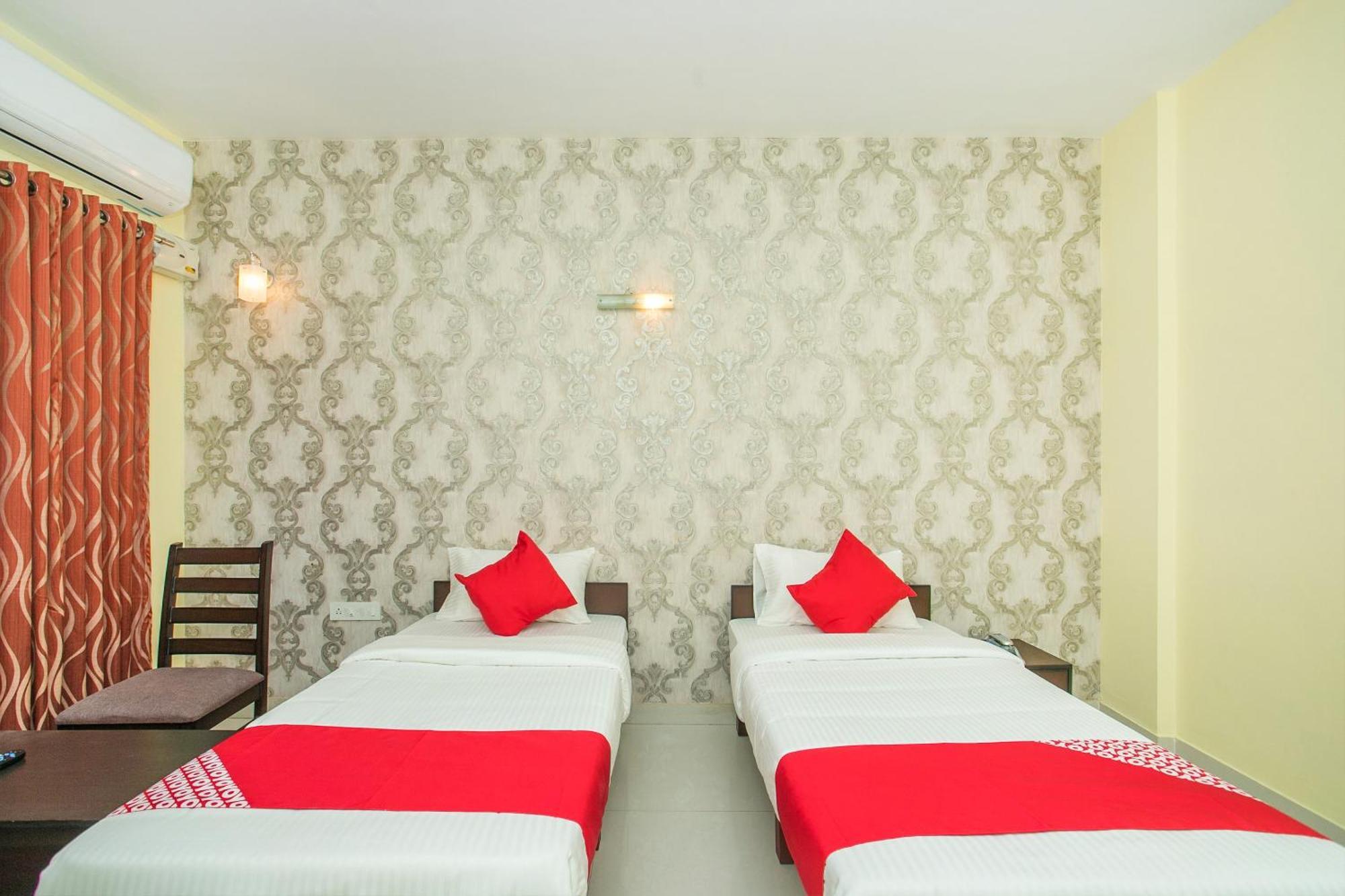 Jālahalli Hotel O Gymkhana Comforts מראה חיצוני תמונה