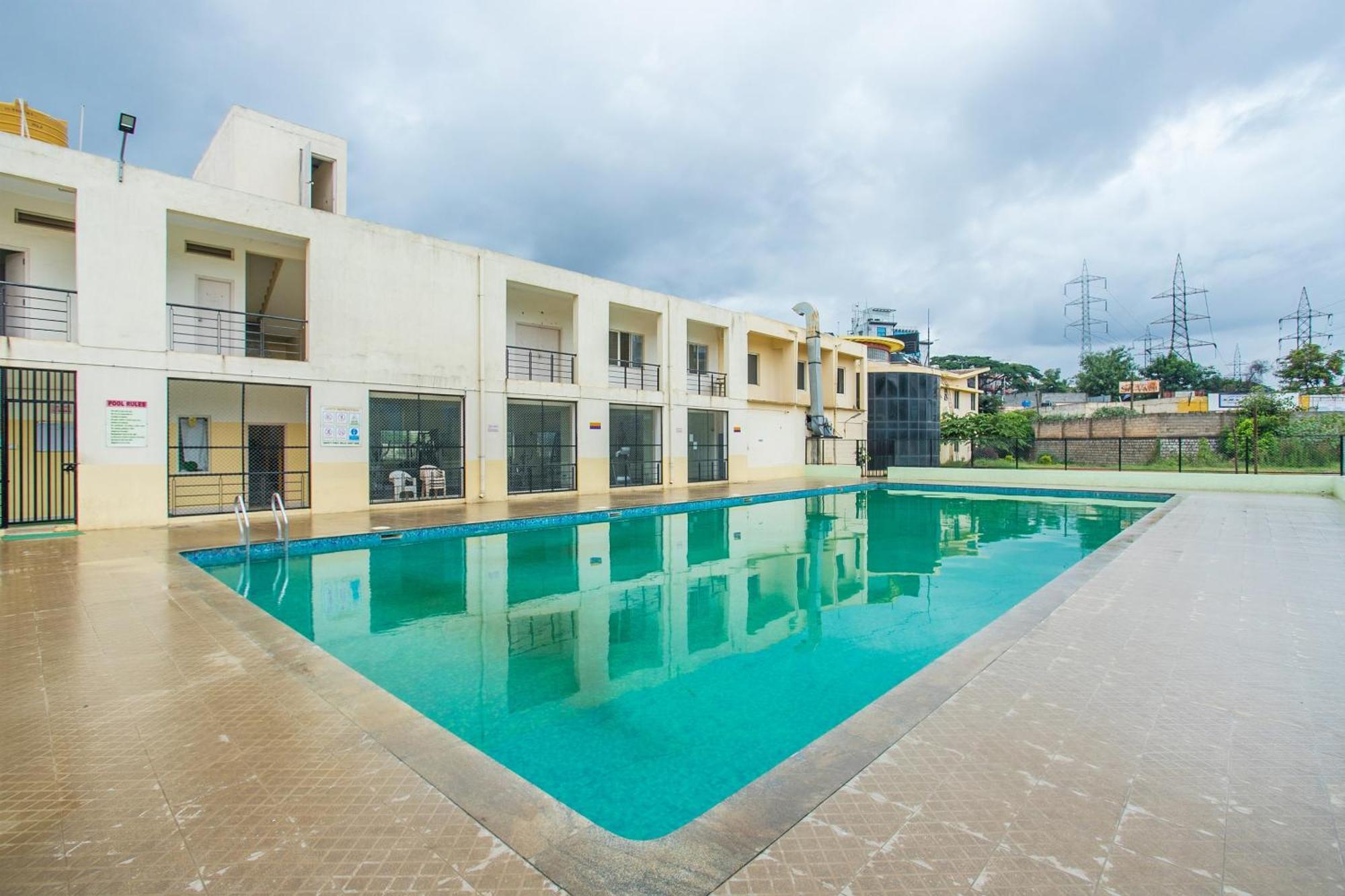 Jālahalli Hotel O Gymkhana Comforts מראה חיצוני תמונה